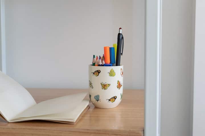 Kitnet mobiliada com varanda em Palermo Soho