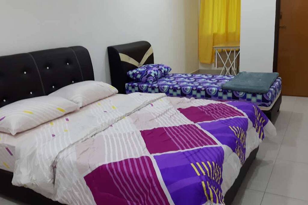 Family 3 Adult Room