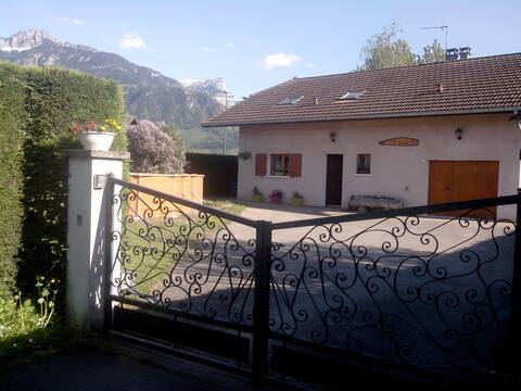 Comfortable villa with garden and pool