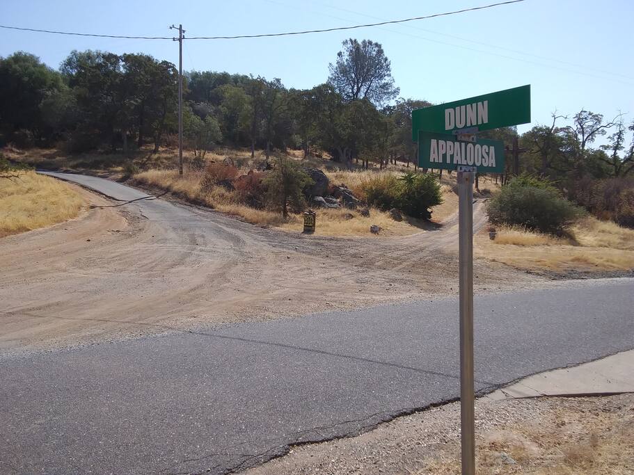 Left turn on Dunn
