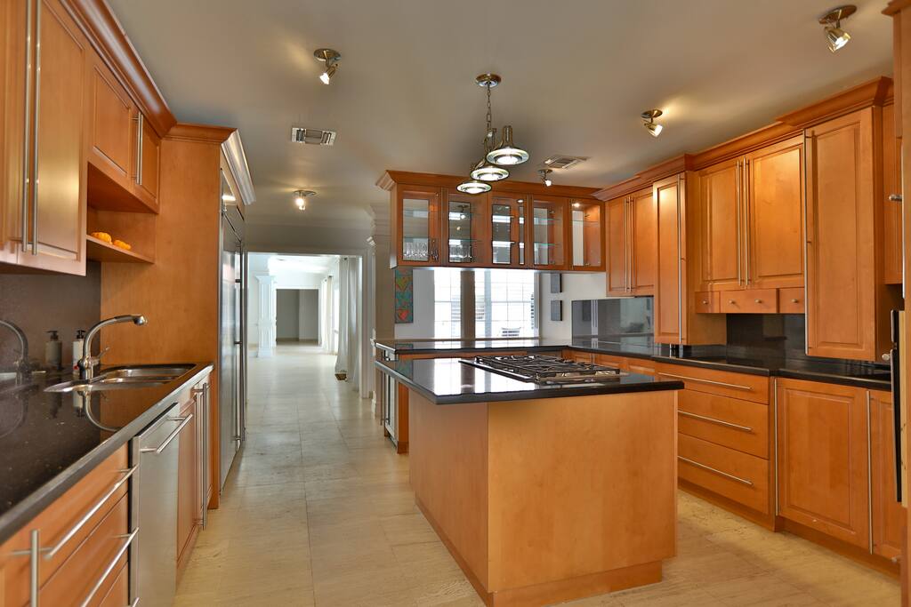 One more view of the kitchen