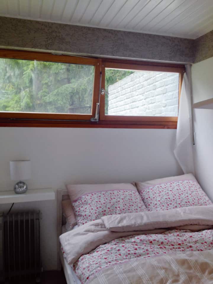 Chumba cha kulala Vitanda viwili-140
