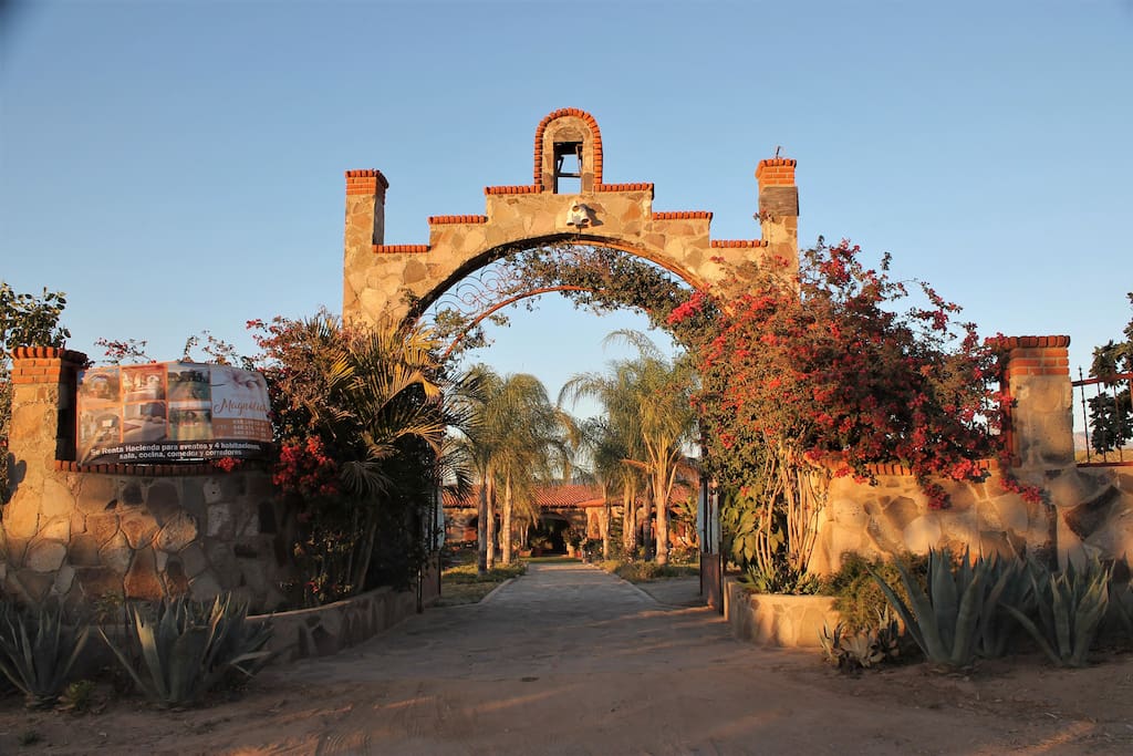 Hacienda Magnolias Valle de Guadalupe Houses for Rent in Ensenada