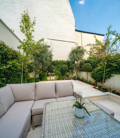 Luxury Victorian House, Parsons Green/Chelsea gallery image 5