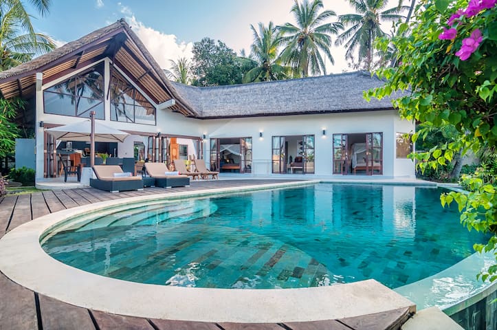 Airbnb® | Indonesia - Vacation Rentals & Places to Stay