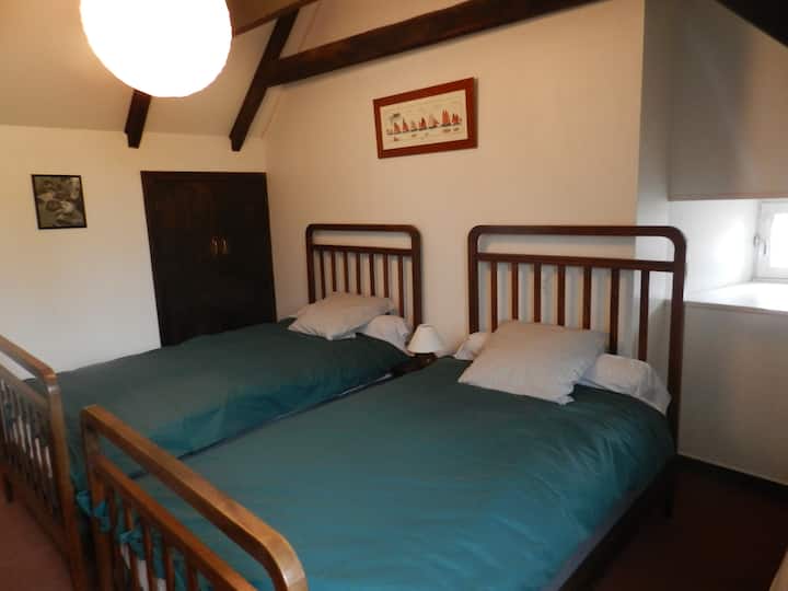 غرفة النوم 2