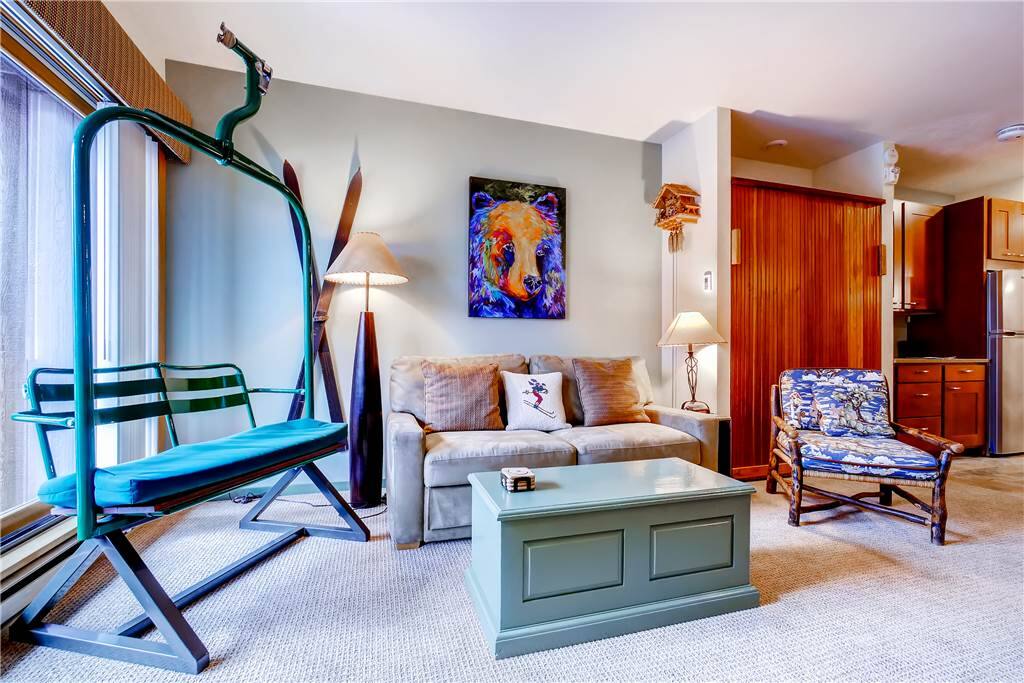 Chair,Furniture,Indoors,Room,Art