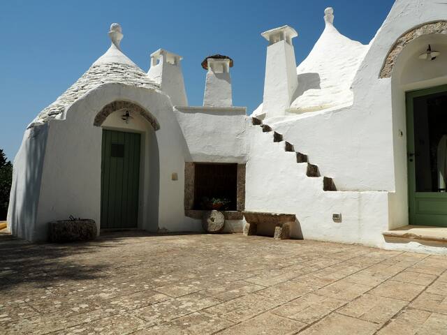 Trullo U’ Mont gallery image 2