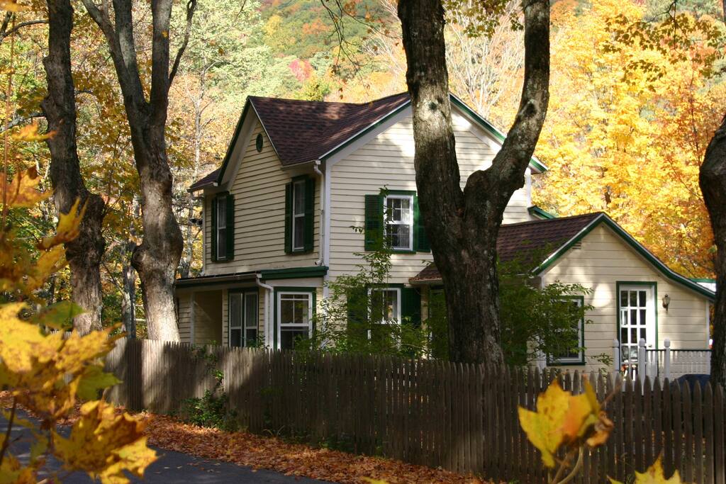 The Waterfall House In Fall