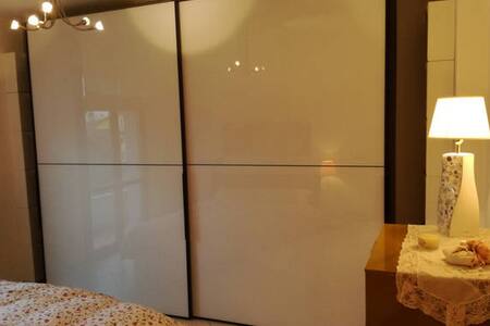 Top 20 affitti per le vacanze, case vacanze e affitti condominiali ... Cabina doccia rosy glass