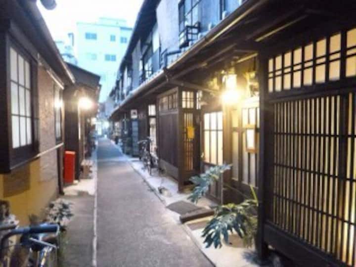 80yrs old genuine Kyoto "machiya"