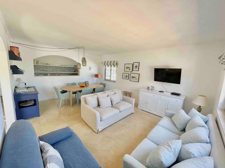 Modern Townhouse With Private Pool & Ac In Porches - Porches