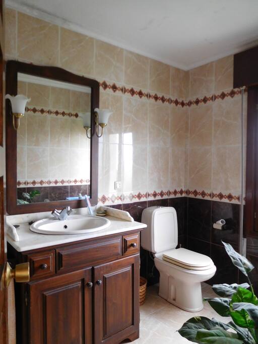 Baño Principal Completo