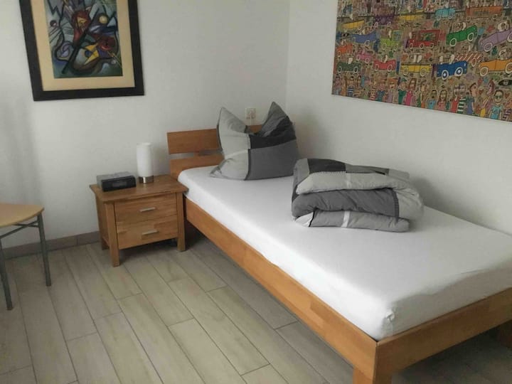 საძინებელი 2