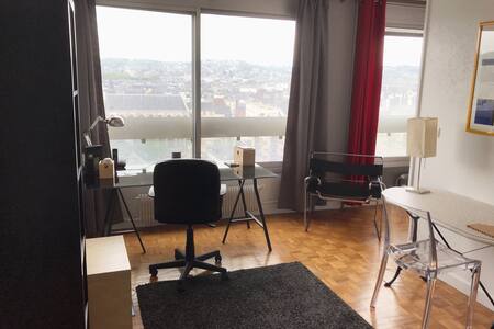 Between historical center and the river Seine