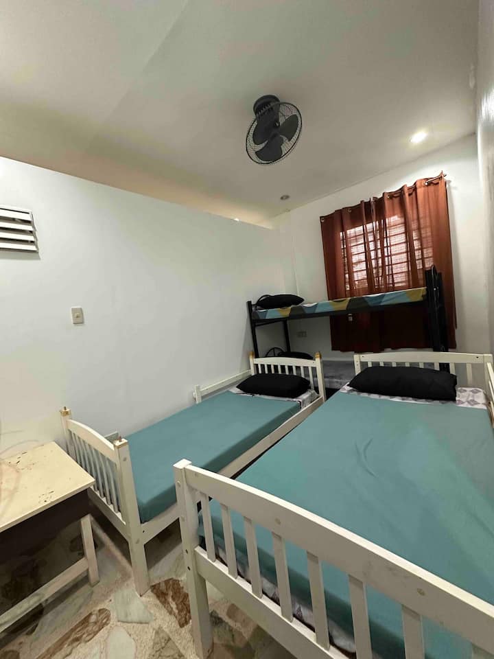 غرفة النوم 2