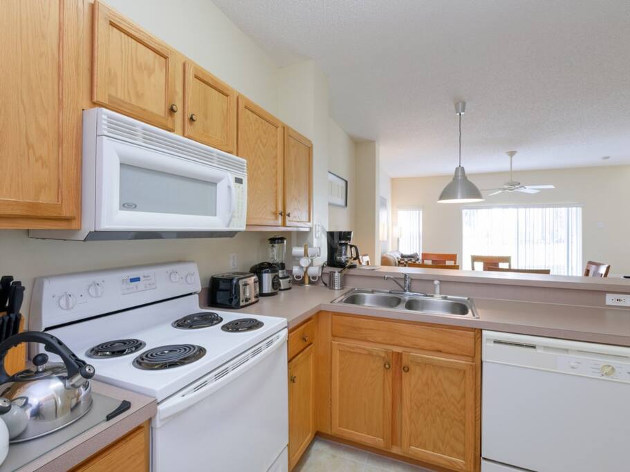 Microwave,Oven,Indoors,Kitchen,Room
