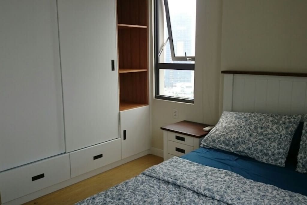 Bed room 1