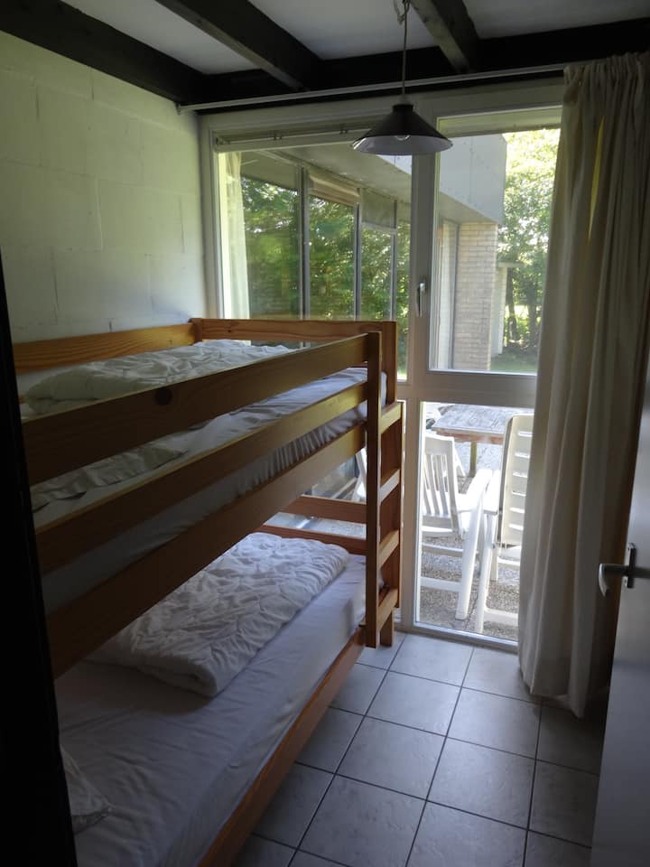 חדר קומותיים