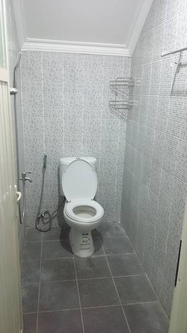 The Bathroom is really Clean with Shower without Heat