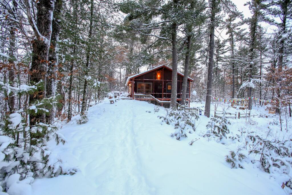 Wood River Retreat Private Cabin Above the River Cabins for Rent in