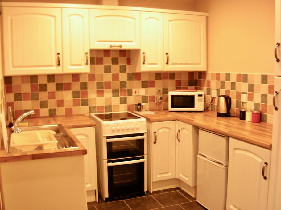 Fully equipped kitchen
