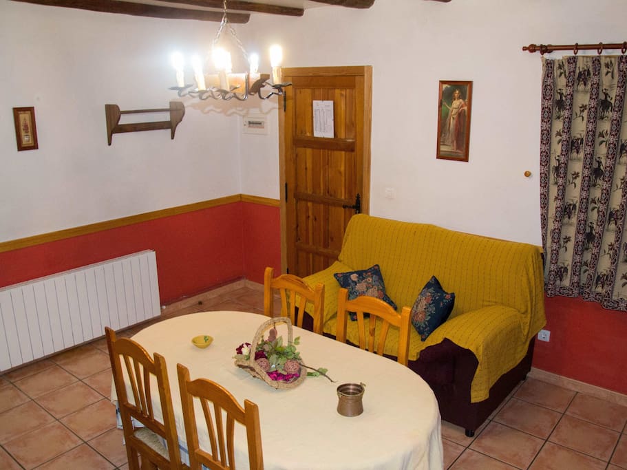 Guest room