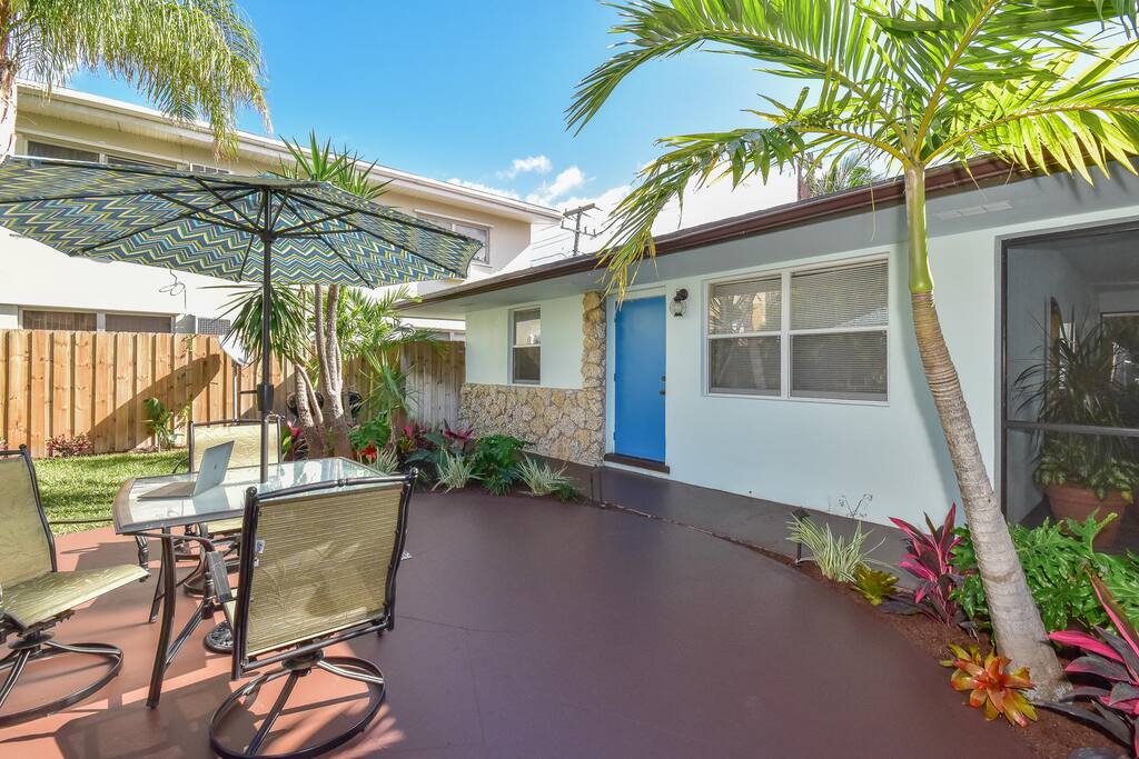 Tropical landscape surrounds you!