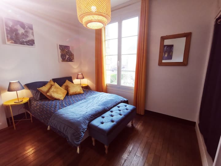 ห้องนอน 2 (Bedroom 2)