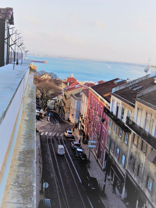 Living & Dining Room - Views to Alfama and river Tagus