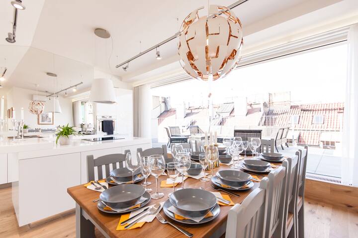 Glamour Excellent G 5-Bedrooms, Terrace (Old Town) gallery image 5