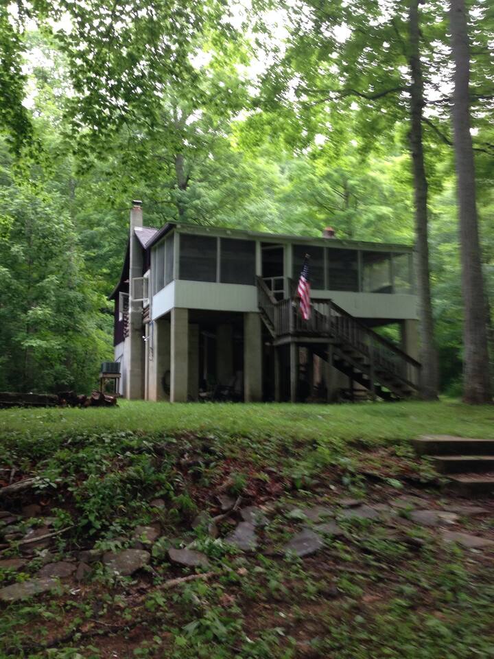 9 Best Cabin Rentals Near Lewisburg, West Virginia Trip101