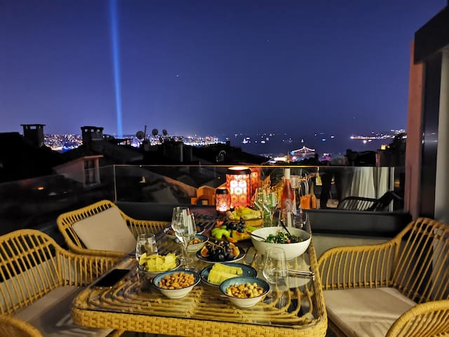 Magnificent Sea View Super Big 3 Bedrooms Duplex