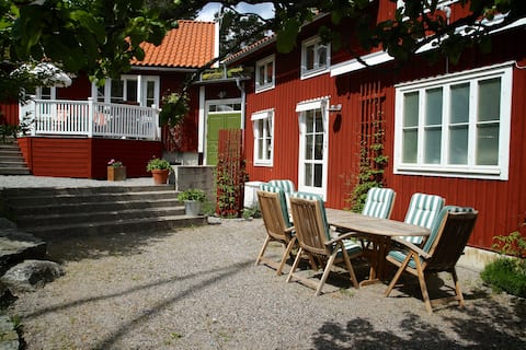The Archipelago at Your Doorstep