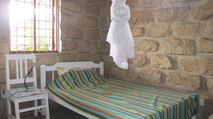 habitación individual en la planta baja