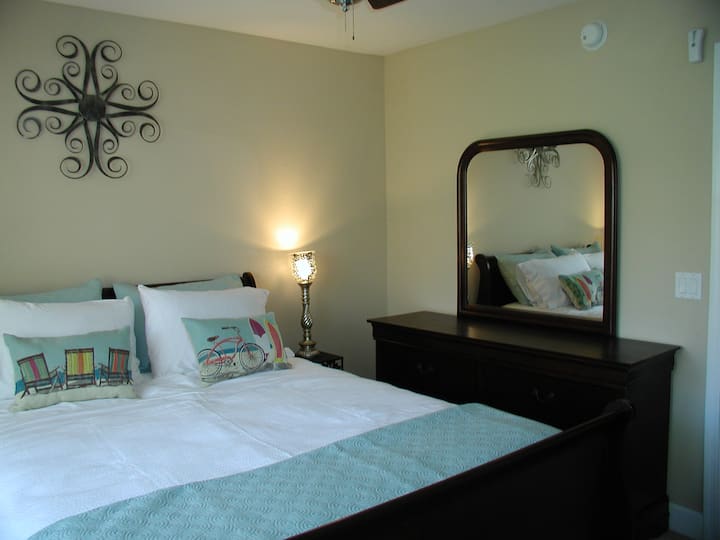 Dormitorio con 2ª cama tamaño queen