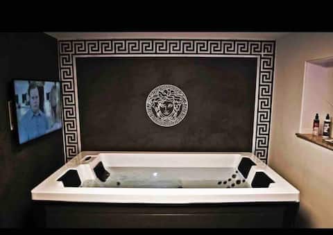 Oasis of pampering for two