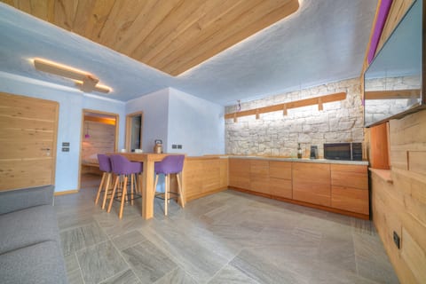 Top Airbnb: Red Woodpecker's Lair a Falcade