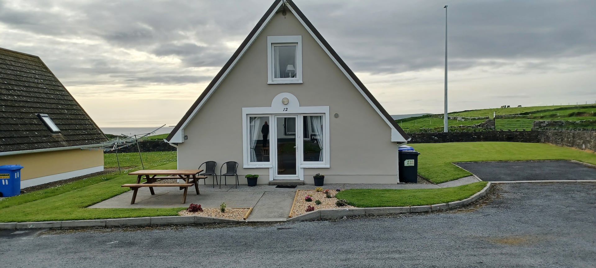 Holiday home-3 bedroom. 1 double, 1 twin 1 single