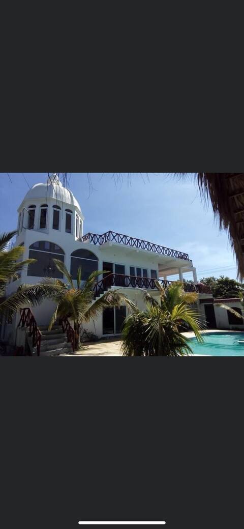 Casa Don Miguel located in El Hawaii , Guatemala