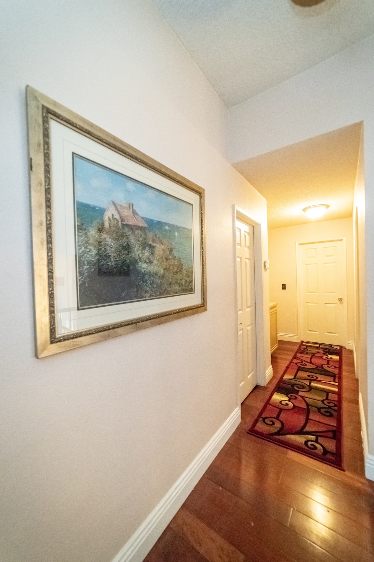 通往主卧的人行道