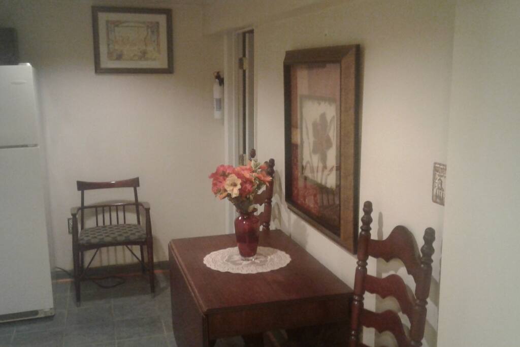 dining area off kitchen