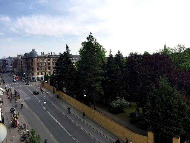 Spacious flat in the vibrant center of Cph gallery image 2