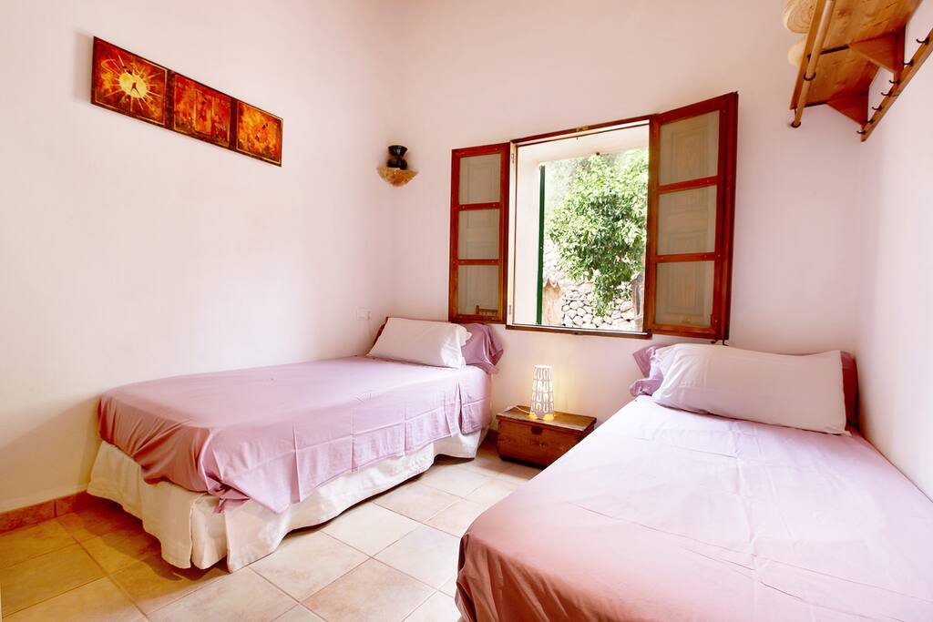 Second room / Habitacion 2