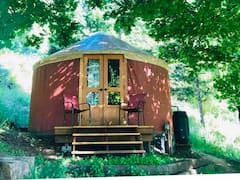 Yurt+Meadow+Retreat+-+on+farm+by+nature+park