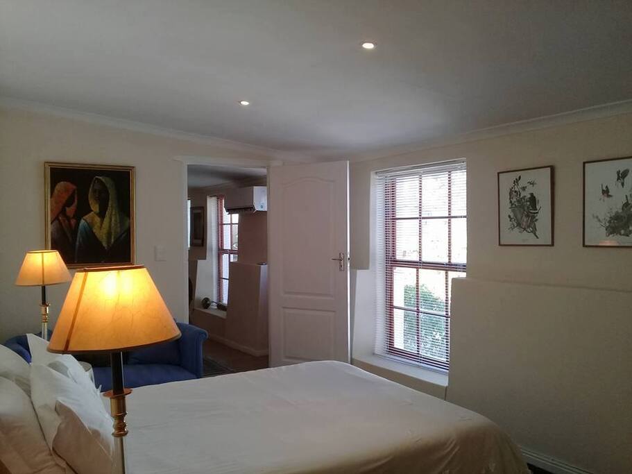 Zoe's Cottage - Bedroom