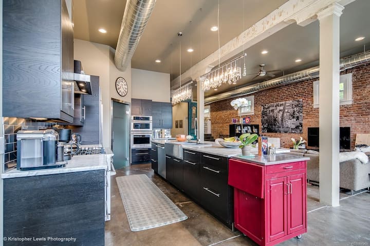 Working Art Studio In The Heart Of Denver Villas For Rent In Denver Colorado United States