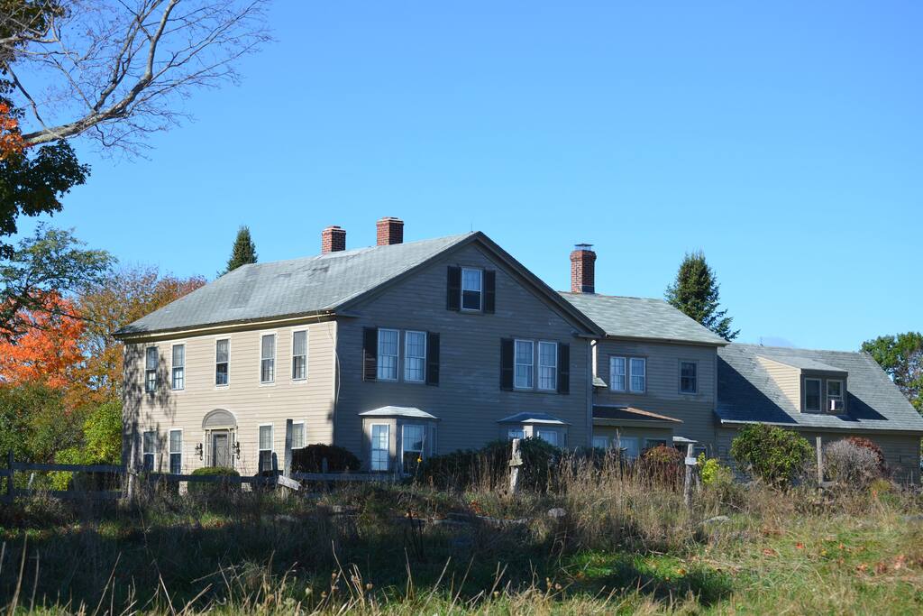 Maple Lane Farm Bed and Breakfast Guest suites for Rent in Windsor