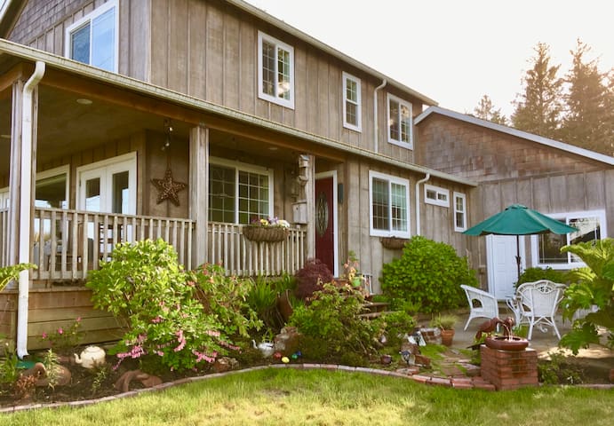 The Writer's Hearth: a quiet haven on Willapa Bay