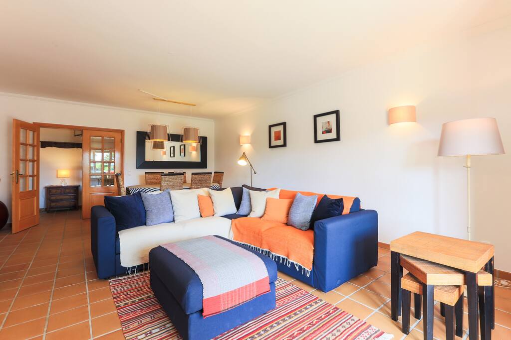 Lounge area